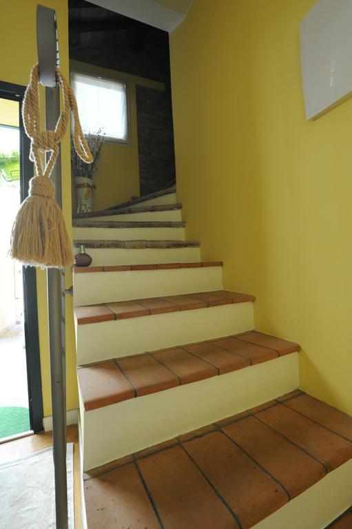 B&B Aurora Domus D'A-Mare Pesaro Ngoại thất bức ảnh