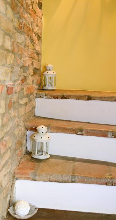 B&B Aurora Domus D'A-Mare Pesaro Ngoại thất bức ảnh