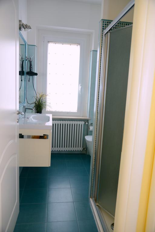 B&B Aurora Domus D'A-Mare Pesaro Ngoại thất bức ảnh
