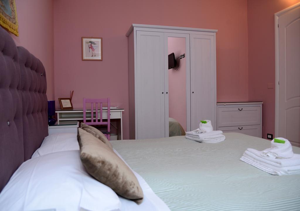 B&B Aurora Domus D'A-Mare Pesaro Ngoại thất bức ảnh