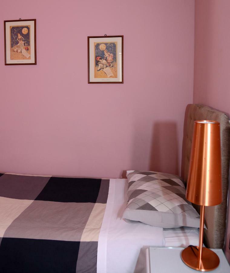 B&B Aurora Domus D'A-Mare Pesaro Ngoại thất bức ảnh
